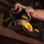 Lixadeira orbital 1/4" de folha 220v dwe6411b2     dewalt